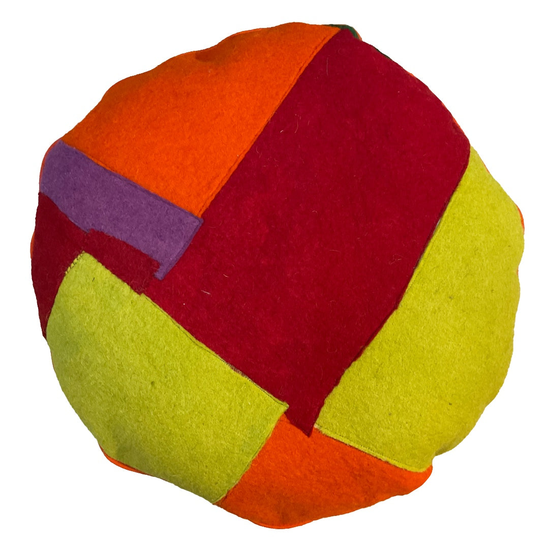 Wool Pet Bed Sustainable Comfort with Style