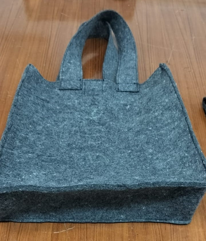 Organic Wool Felt Tote Bag- Grey