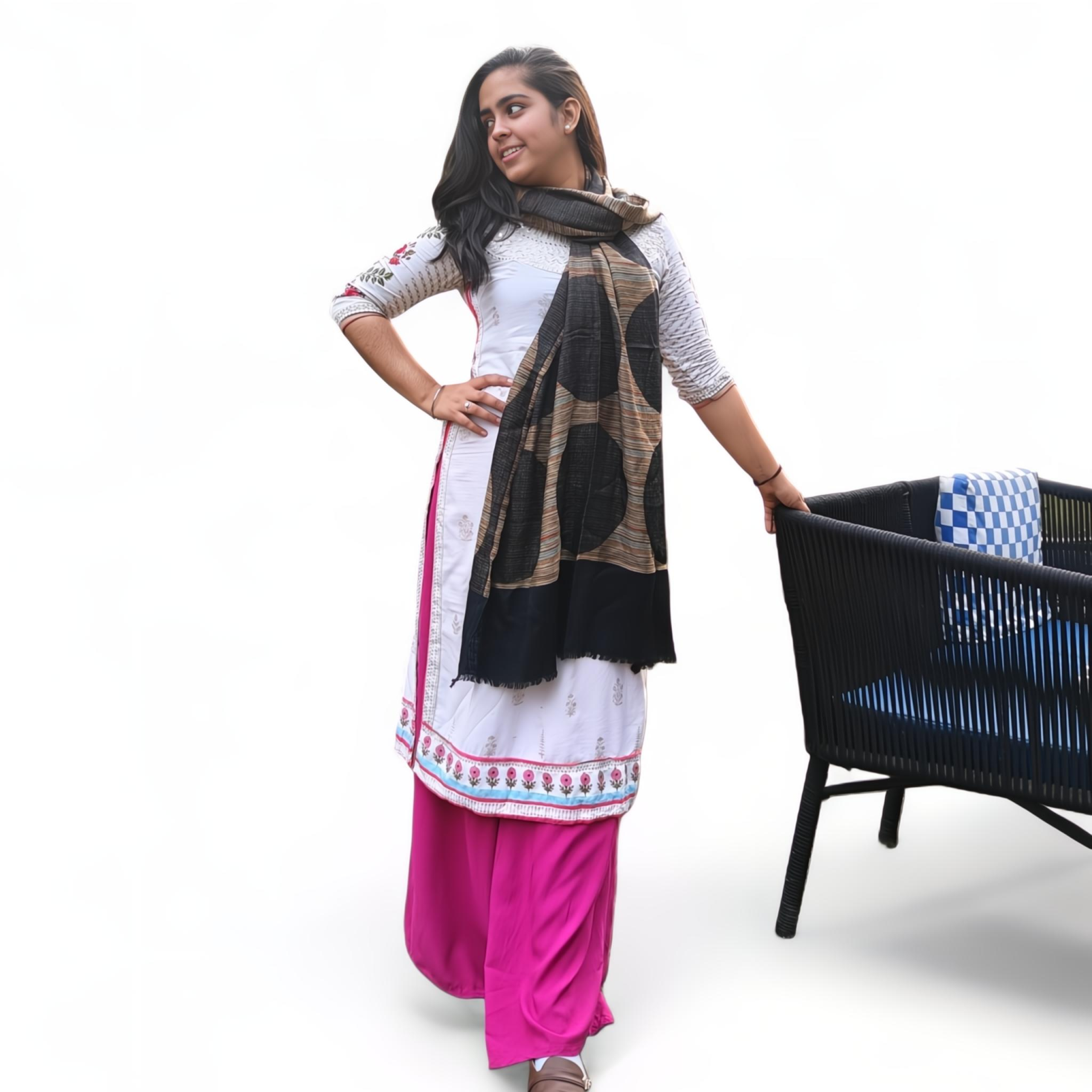 Geometric Print Wool Silk Blended Stole | Modern Design | For Women